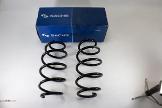 SACHS Front Coil Spring - 32016018